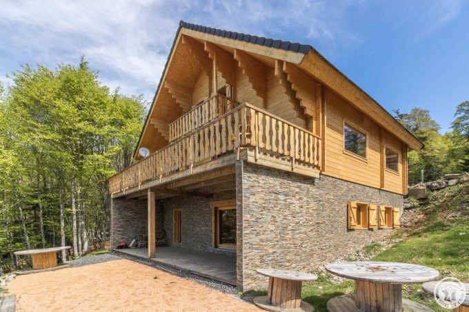 31G101631-0baccdc142194b63b821d7e56d5b64ab