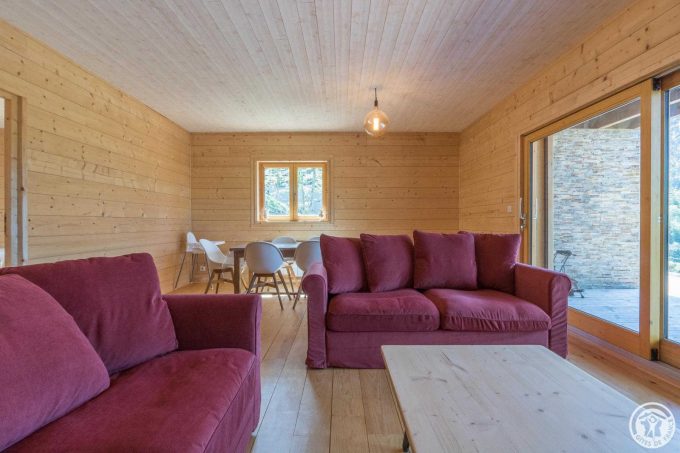 31G101631-4b1f26e897884ab1a5136bd7b913d1b5