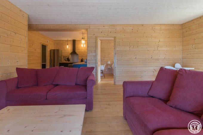 31G101631-a16c59d18c9b44cd883d43fe1f497f53