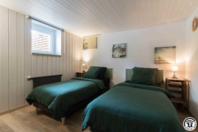 31G101641-098261ae124844108d752cb3607c909e