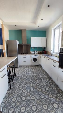 31G101641-988764bfb4284a90bb8668baefb69033