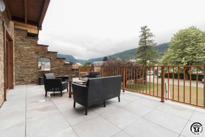 31G101649-18fc2fc1917b494a96573da996f4d1e4