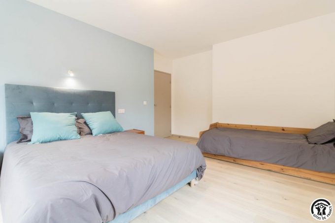 31G101649-4e43ae81571d4fa5b67de6b038d578d9