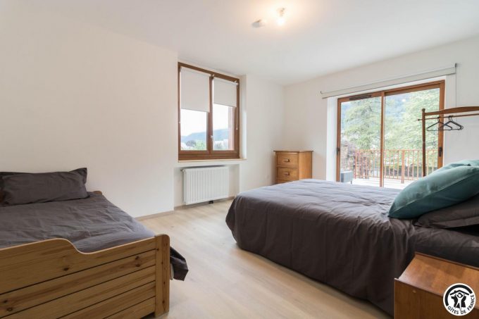 31G101649-65132e5951f44c9db29d51d0e245baf2