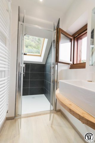 31G101649-abb96f5d034a454b9756c120ab2c473e