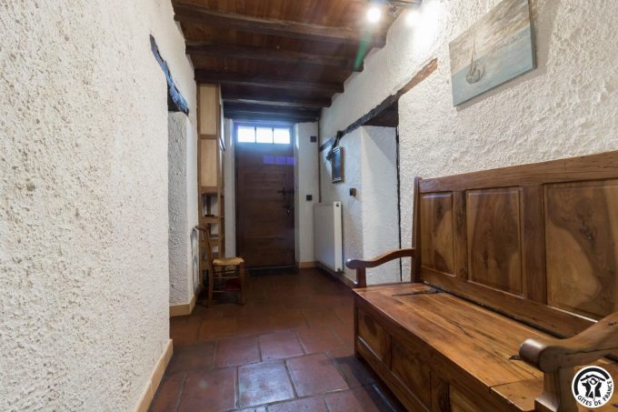 31G101650-244720eff2c94997b0d9bb3d9f11020f