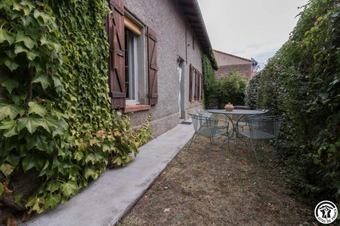 31G101650-6de50bee9b6349c18b704b019c39f0a3