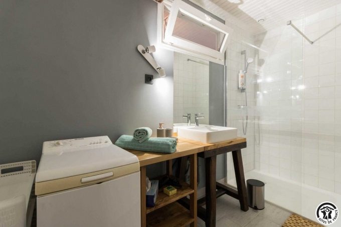 31G101650-8e5368fa985b4f20a19a527dffa4924b