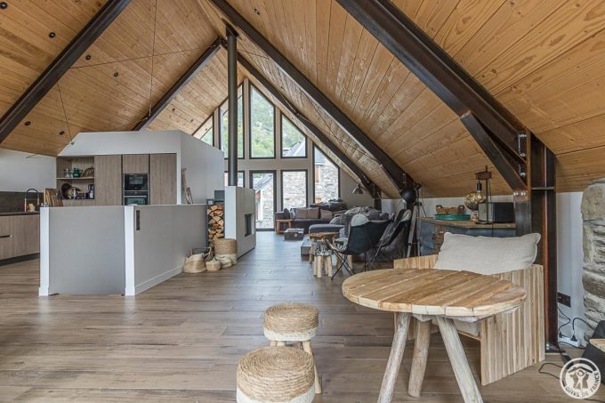 31G101655-b002af6d065c40e8a04017390137f35f