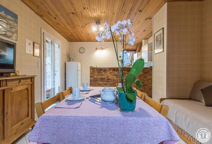 31G101657-e7b56d9e393b47acbee894acd1dd795b