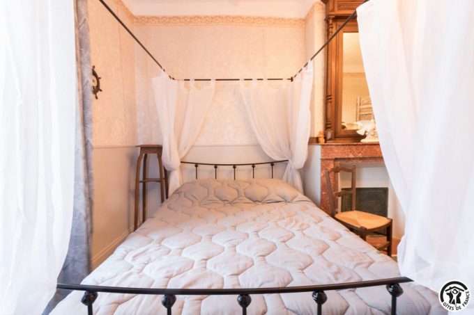 31G101659-2a786ff2555744a6a44ff9880ad3225e