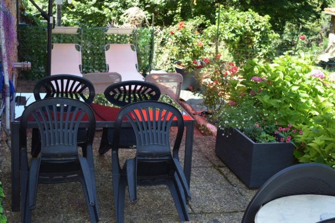 31G101659-86f8059828204c5ea34a7018f8e74a26