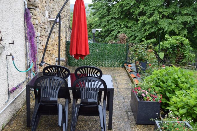 31G101659-ea70311d477948c881f2942d8af04d15