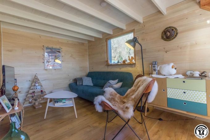 31G101666-4fe803975b5c4bfe9acd9cc151f24783