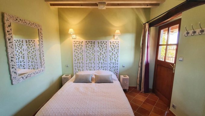 31G101671-807d56d881e24826b852735a5f5b963a