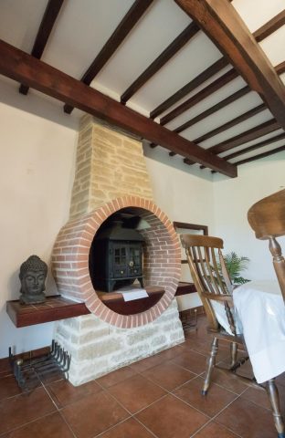 31G101688-99c80154e69d4a42ac08d06d8eca8db8