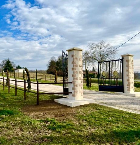 31G101688-c84b85fc20d2414eaaaada64624c8308