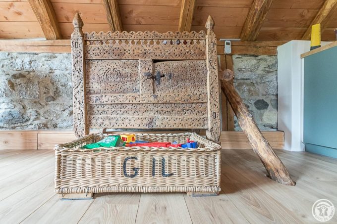 31G101695-30d4cc5719164bc5a2218866f8ceec63