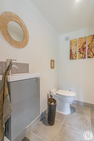 31G101695-40e4c3187fa840c9a2a0e94426188c73