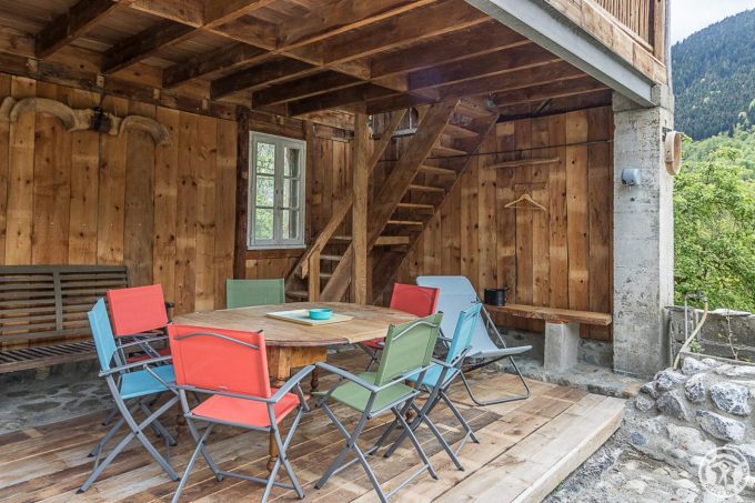 31G101695-592ad5cca4164f7baa0ba272aeb70254