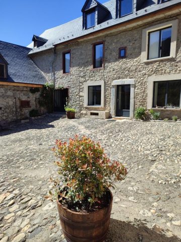 31G101695-6f319c6123ba43e2852213fe504c7e23