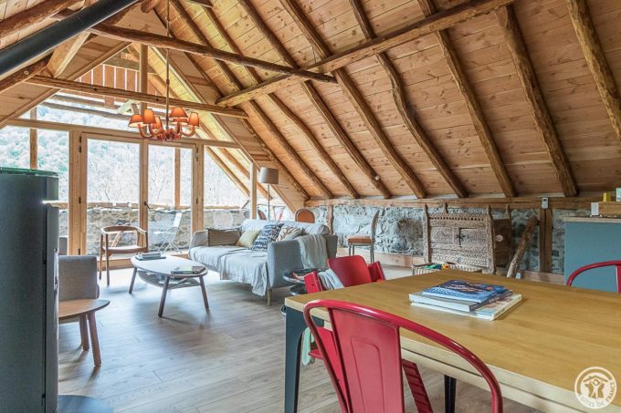 31G101695-7382728c2ab7432491c91708cf4eefb0