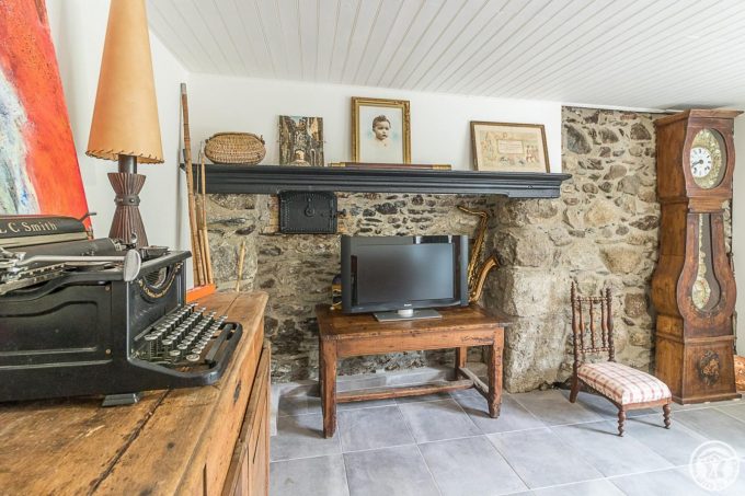 31G101695-8d35bdcc18f7483facaa3203a2eac8f9