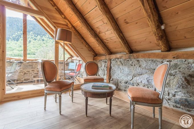 31G101695-aa919e4eeb3d4d82b0f6bf96d8abd9d4