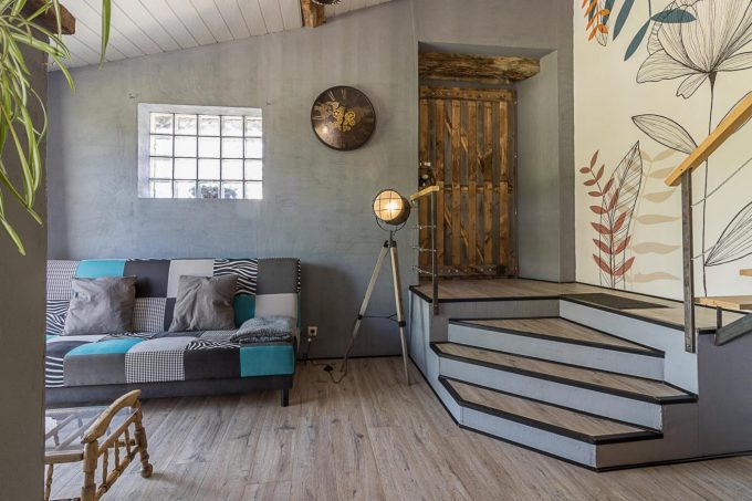 31G101696-4cd8869e9f374ed0b6d4e8349adbe8c0