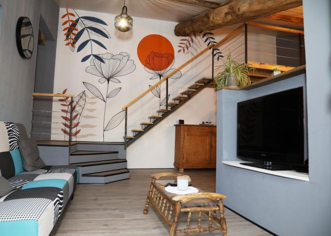 31G101696-6b3a411dbe534507bd927abb75d0ff88