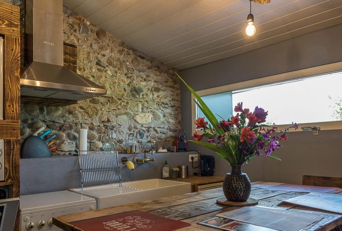 31G101696-a4c7a81009564039b3540c133c252292