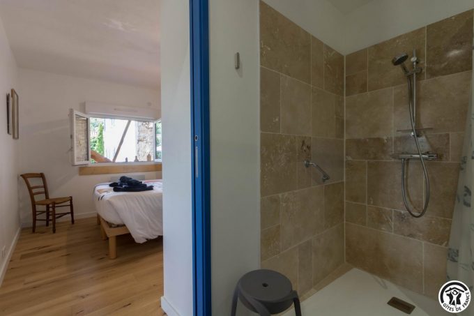 31G101699-29946efabb6249e4bb794d2966f7ef34