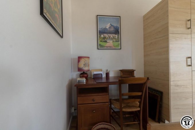 31G101699-358c93a1202f494e8f1550ec1f332b52