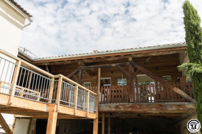 31G101699-56ee20230a5e4911aa5850e30abeba65