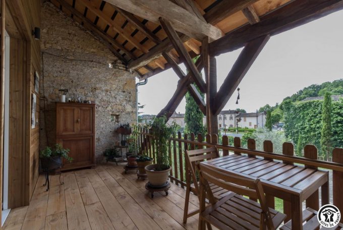 31G101699-b8c0004bf8f242caa0a4e097f40300b5