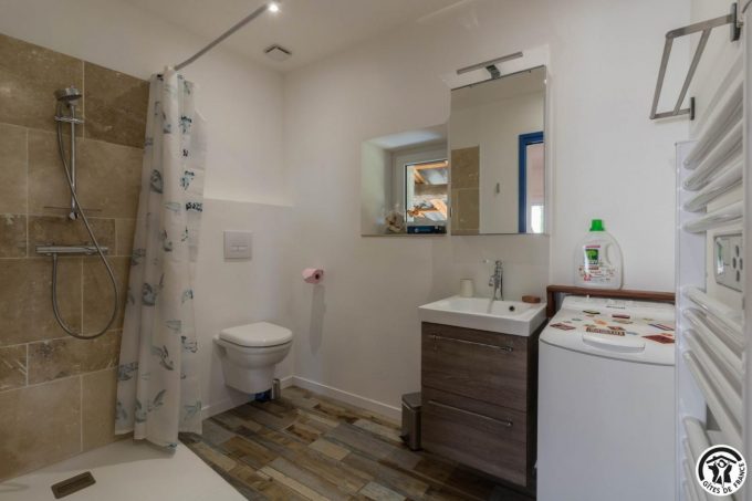 31G101699-d192cf8e477f467783201f891ada6e06