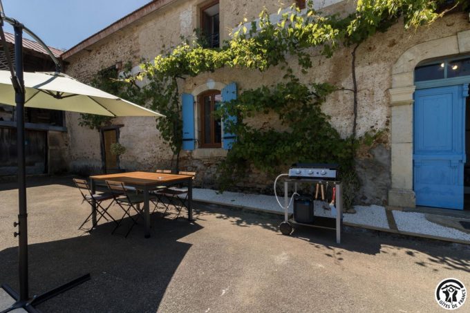 31G101704-f409ffecd6e44037aa1e2cb3fa42efbc