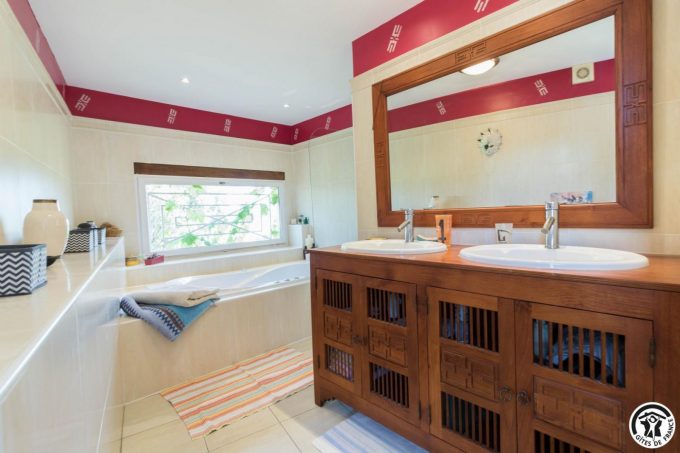 31G101706-26c28c6e671b462f911ebe12b30291d3