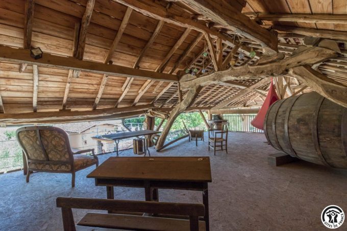 31G101706-28c5ffe547054d32b015dd4a3a125f7f