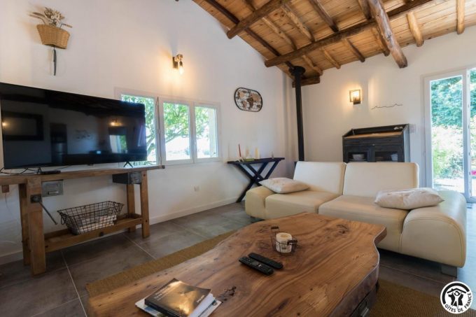 31G101708-7aa3f0f2f5d3453f9a2f7da30b4f83ca