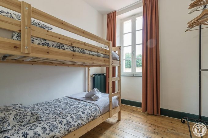 31G101712-3423d609c4e7466c8c26551463f64a22