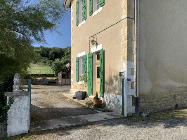 31G101712-a3550b45c58647b2b01958d570a27630