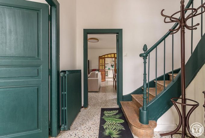 31G101712-f9652bcb27d24ee7a3279bfeffb7a4c6