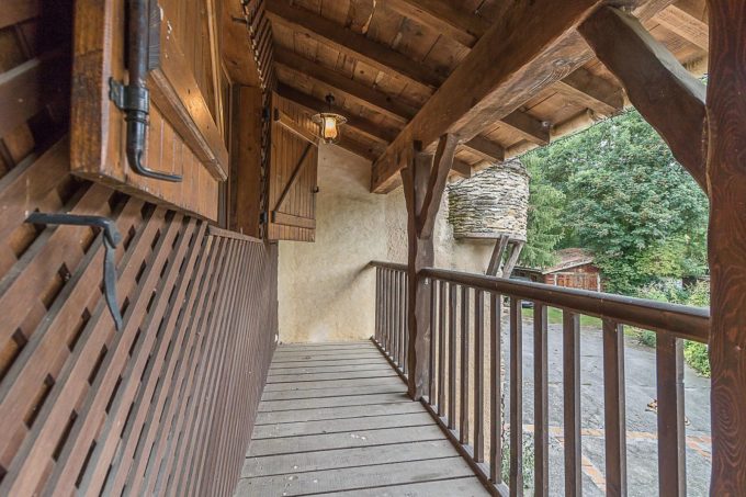 31G101713-1e8f8d63f6f84ed09093e66df821ca98