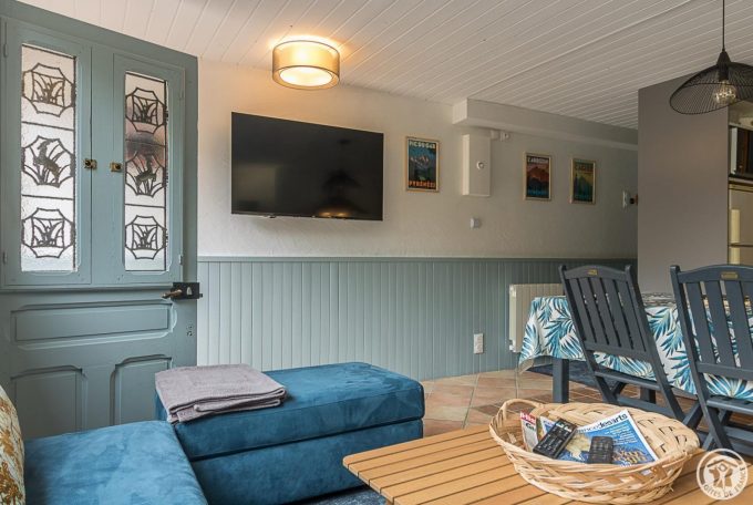 31G101713-2aa2f87a27264fa790348918ecc6b014