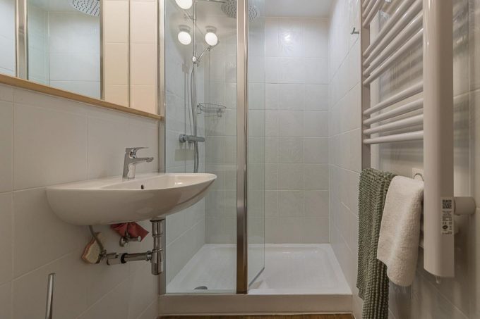 31G101713-50244d12c800486aadc70cf129255070