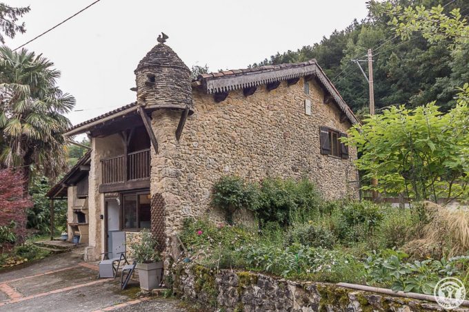 31G101713-7e17552a5f014151991736a42743d0d2