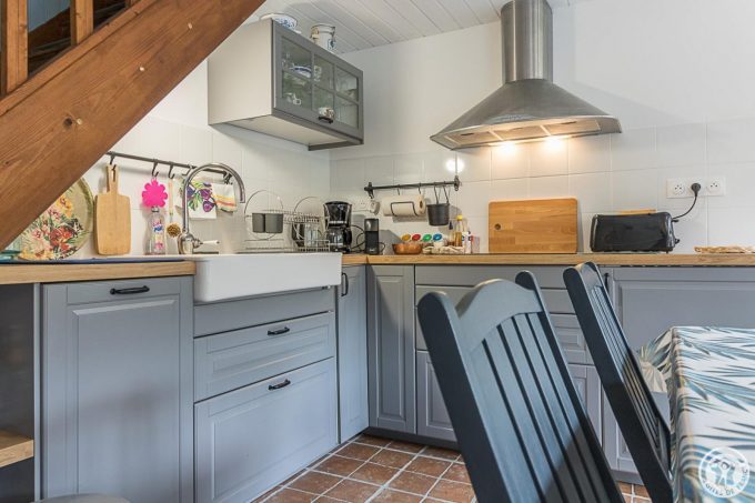 31G101713-f783c5353b084a0b8d883d50699c7f23