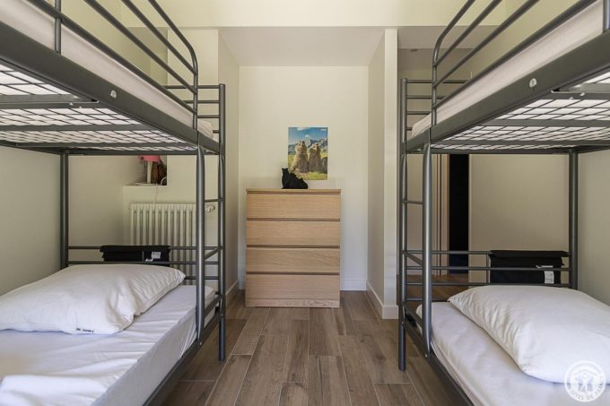 31G101714-07919f55b7fc49de92f0f4a75db2f41e