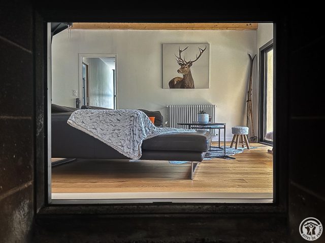 31G101714-3ec9fd2eb5aa4e62b2dd4cfe757f0d4b